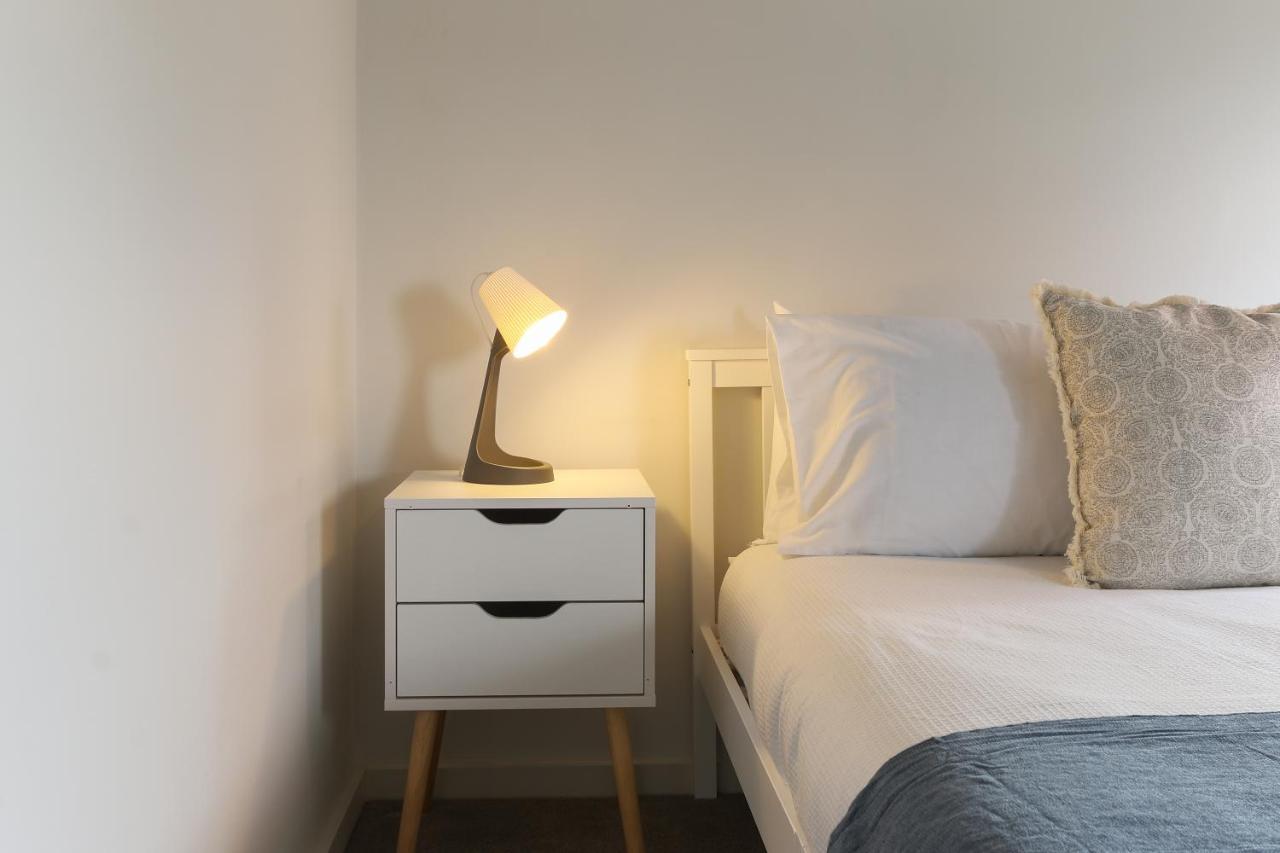 Modern 2-Bed Apartment, Free Parking, City Centre, Netflix & Pet Friendly - Hosted By Stay Host Save Sheffield Zewnętrze zdjęcie