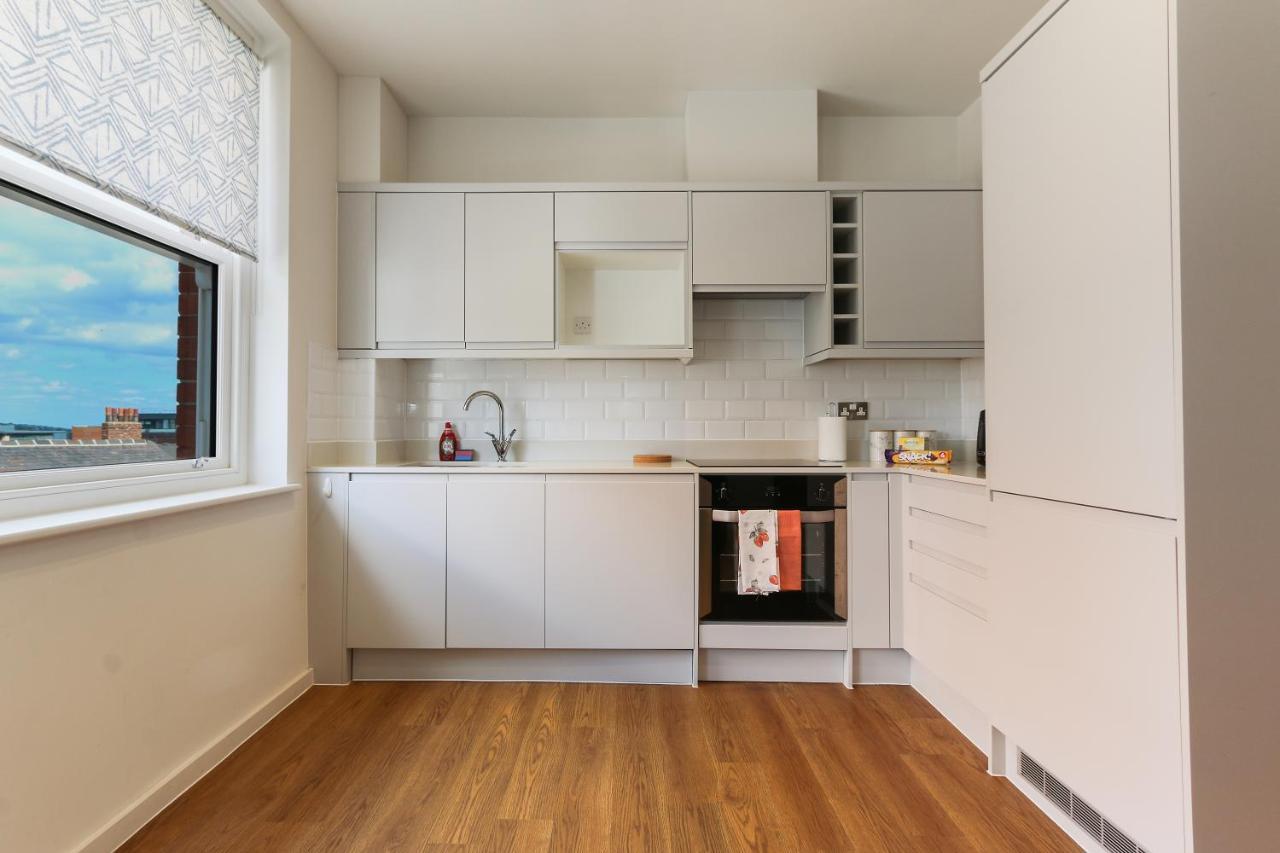 Modern 2-Bed Apartment, Free Parking, City Centre, Netflix & Pet Friendly - Hosted By Stay Host Save Sheffield Zewnętrze zdjęcie