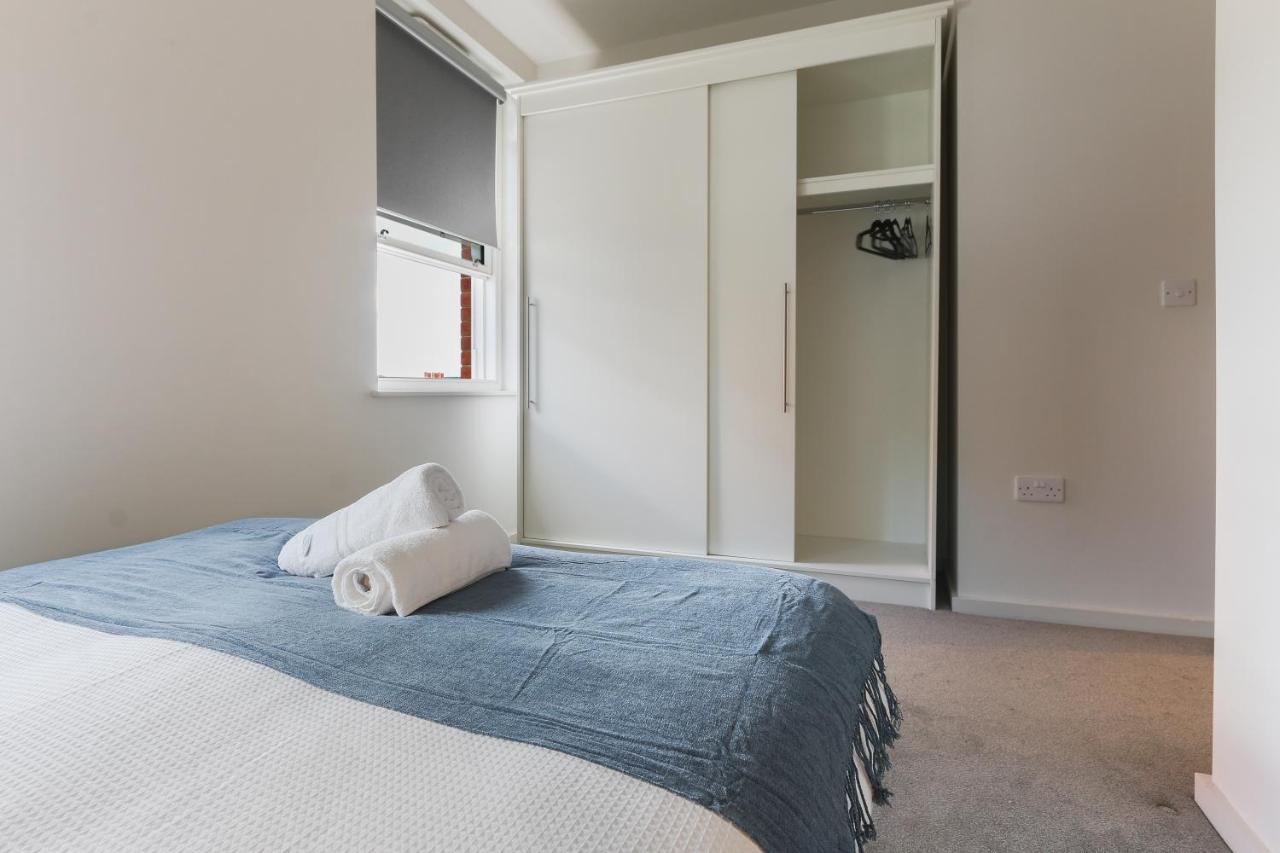 Modern 2-Bed Apartment, Free Parking, City Centre, Netflix & Pet Friendly - Hosted By Stay Host Save Sheffield Zewnętrze zdjęcie