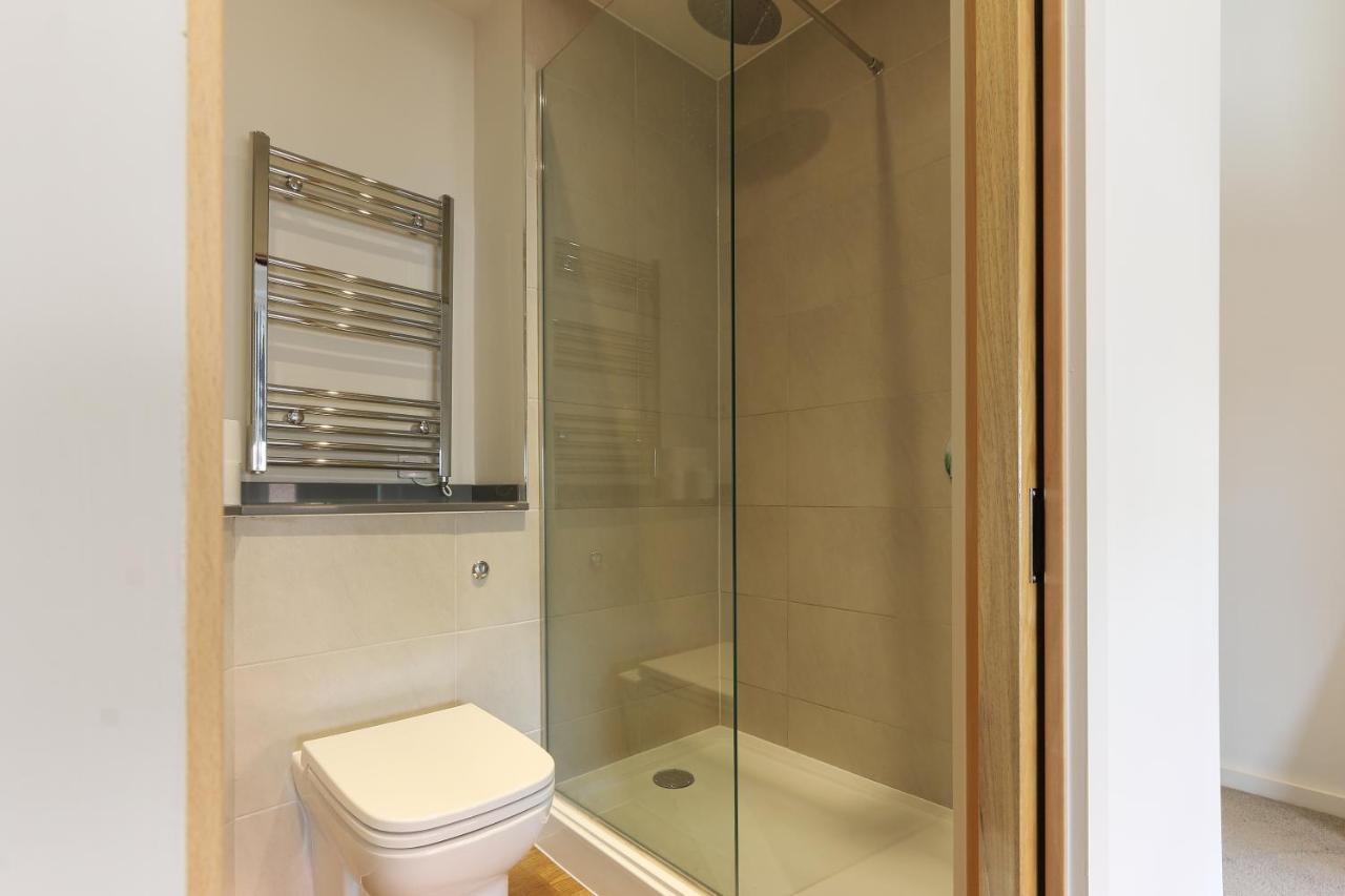 Modern 2-Bed Apartment, Free Parking, City Centre, Netflix & Pet Friendly - Hosted By Stay Host Save Sheffield Zewnętrze zdjęcie